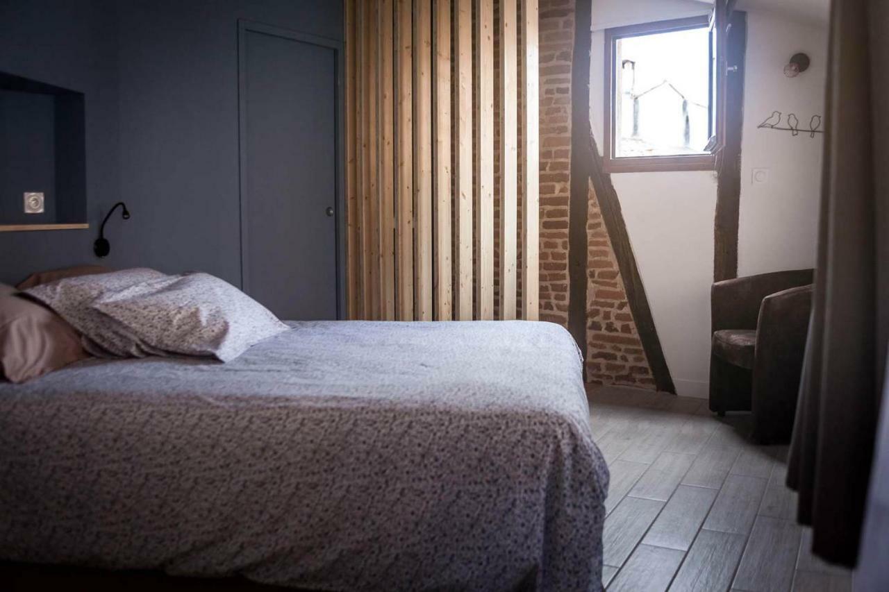 Villa De briques et de bois à Albi Extérieur photo